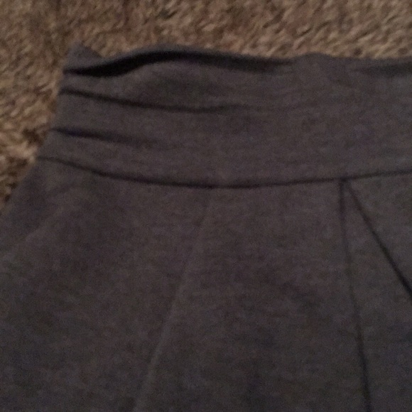 Bcbg skirt - Picture 3 of 5